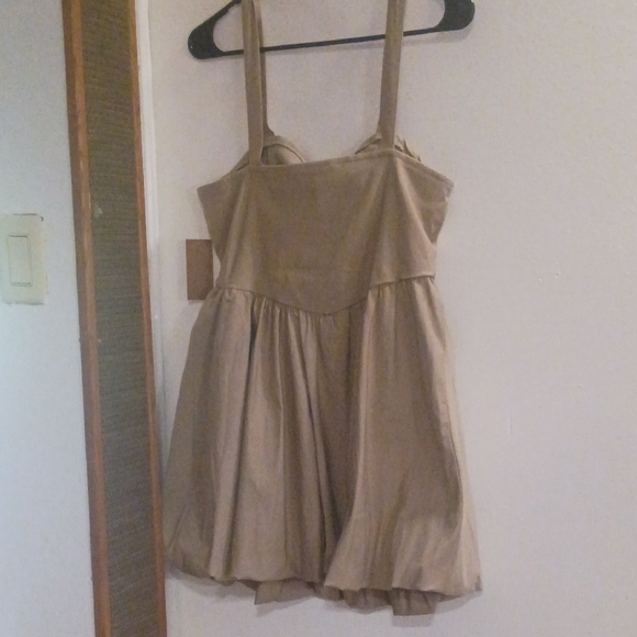 Elegant Tan Mini Dress - Picture 5 of 7